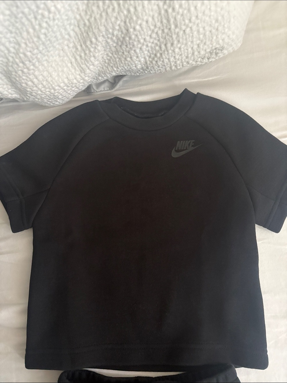 Nike Tech - Picture 2 of 7